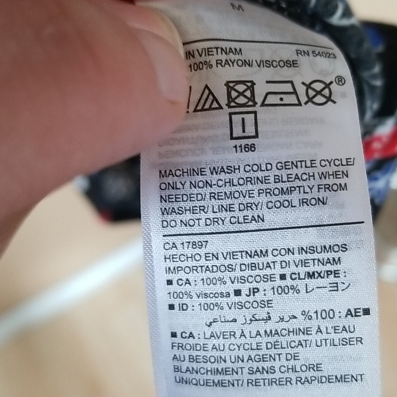 3/4 inch sleeve floral dress - Picture 5 of 6